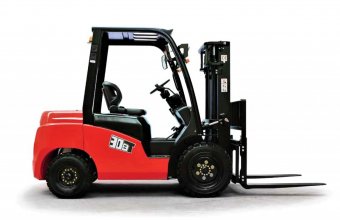 Motostivuitor diesel capacitate ridicare 2500 kg, CPCD25T8